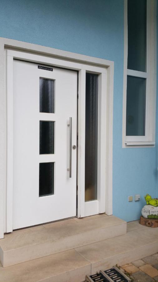 Ferienwohnung Rosenbluete Neustadt an der Weinstrasse Luaran gambar