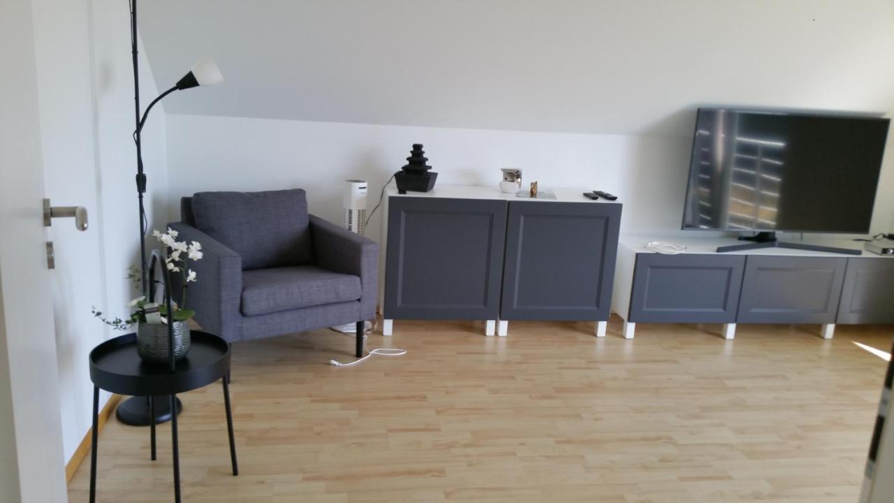 Ferienwohnung Rosenbluete Neustadt an der Weinstrasse Luaran gambar
