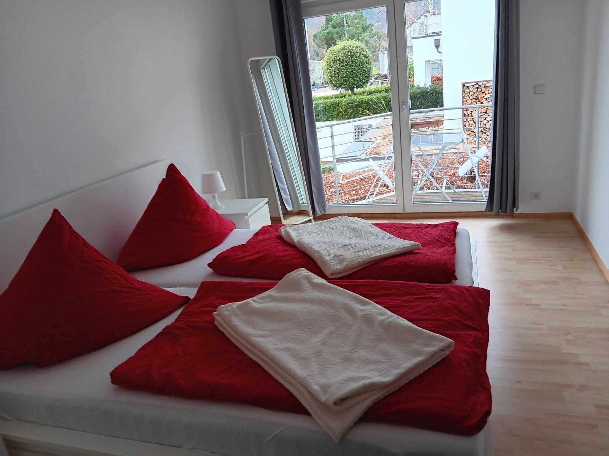 Ferienwohnung Rosenbluete Neustadt an der Weinstrasse Luaran gambar